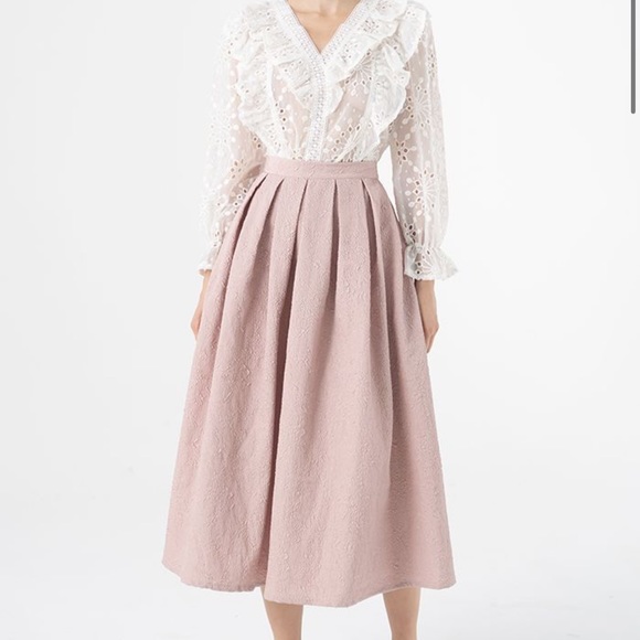 Pleated midi dusty pink skirt - Picture 3 of 15